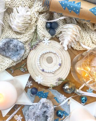 "Pro život plný zázraků jsou podstatné tři hlavní složky: vděčnost, odpuštění a láska. 💗🙏🏼 Nejdříve je tu vděčnost....